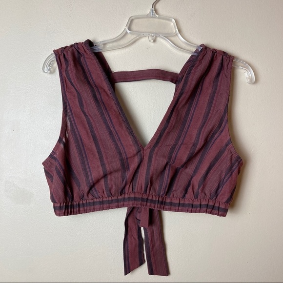 Wild Fable Striped V-Neck O Ring Tie Back Crop Top Red - Picture 5 of 9